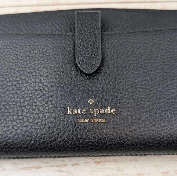 Kate Spade New York Leila Medium Pebbled Leather Phone Wristlet Black - Picture 3 of 8